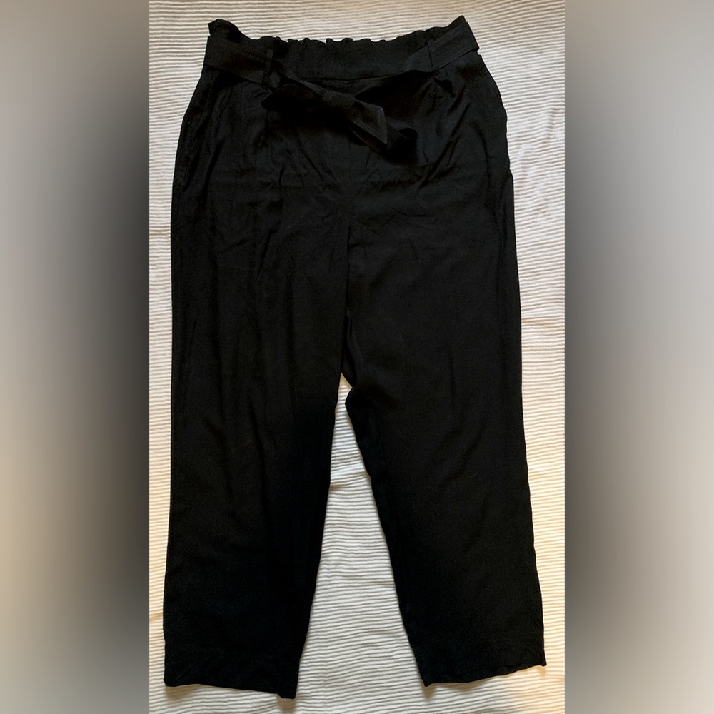 H&M Black Paper-Bag Pants Size 16